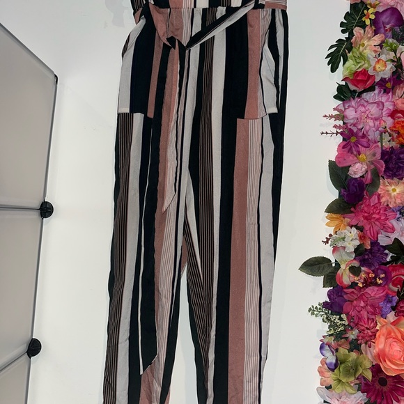 3 for $10 | Striped pants | size 4/6 | High-waisted - Picture 6 of 6